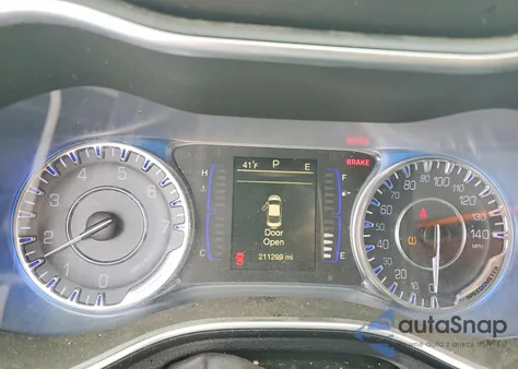 2017 Chrysler 200 Limited из США, поврежденный, VIN 1C3CCCAB0HN507666